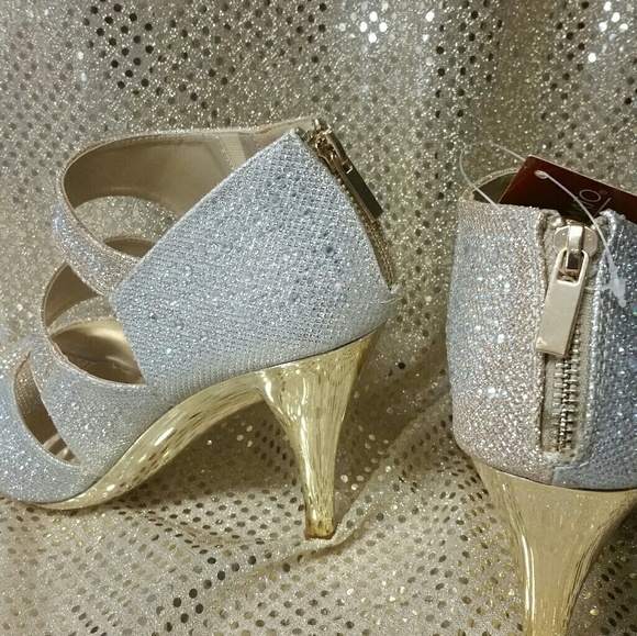 Gold & Silver Heels - Picture 3 of 4